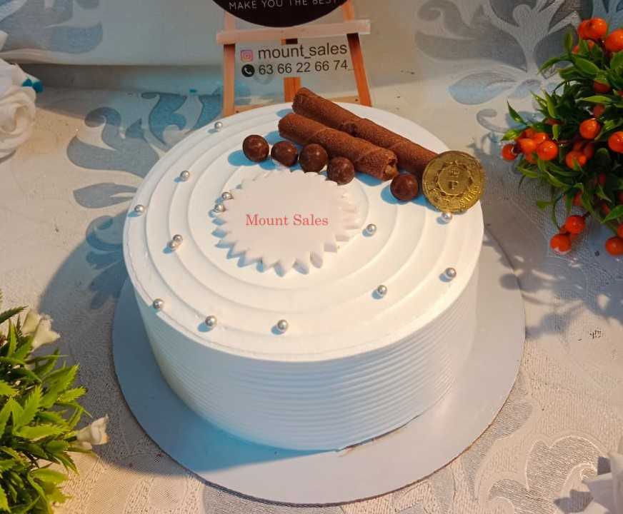 Premium RED N White Velvet Cake